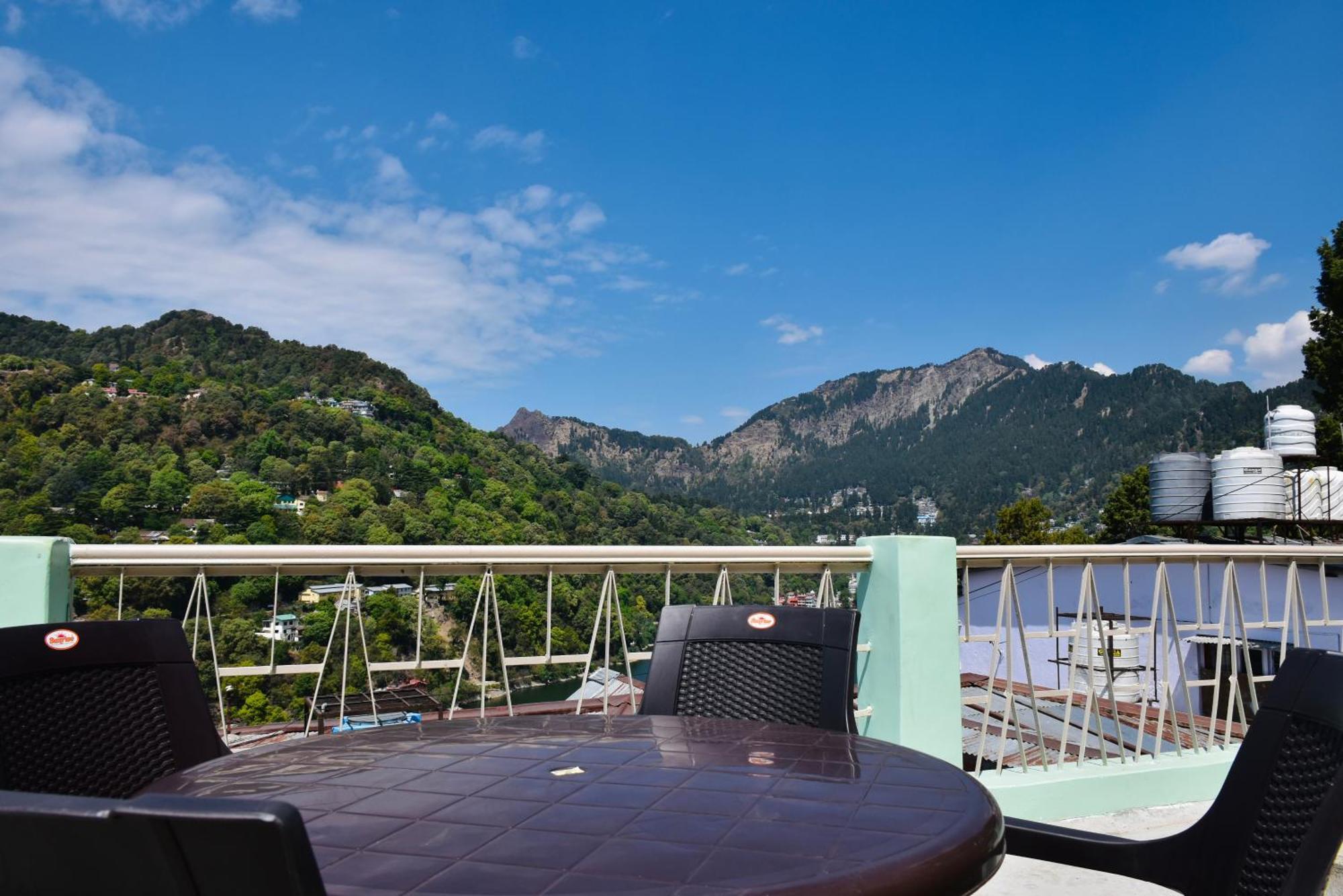 נייניטל Spruce Hill Hotel & Restro מראה חיצוני תמונה